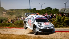 Ο Οζιέ πασχίζει να ξεφύγει από την... ανάσα του Τάνακ στο Ράλλυ Σαρδηνίας (vid)