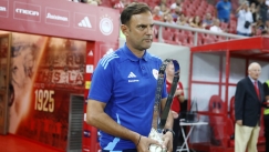 Ο Ολυμπιακός αποχαιρέτησε τον Συλαϊδόπουλο