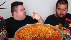 Από 181 κιλά σε νέο πρόσωπο: Ο YouTuber Nikocado Avocado σοκάρει με το αποτέλεσμα της πλαστικής μετά την τεράστια απώλεια βάρους (vid)