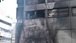 Φωτιά στο Metropolitan στον Χολαργό: Εκκενώθηκε το νοσοκομείο (vid)