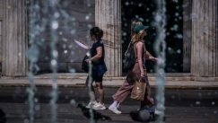 Τέλος ο καύσωνας: Πτώση της θερμοκρασίες και βροχές έρχονται τις επόμενες μέρες (vid)