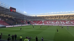 Οι οπαδοί της ΑΕΚ αποθέωσαν την ομάδα στο Ντέμπρετσεν