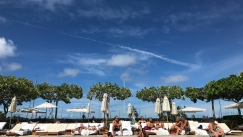 Έξαλλοι τουρίστες με εστιατόριο στη Μύκονο: Χρεώνει 1.000 ευρώ τρία πιάτα