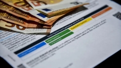 Αλλάζουν οι ισορροπίες στην αγορά ρεύματος: Η στροφή στα μπλε και η αργή αλλά σταθερή κατάρρευση των πράσινων τιμολογίων