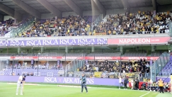Οι οπαδοί της ΑΕΚ στο Lotto Park