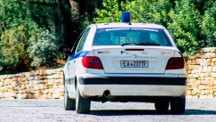 Kινηματογραφική καταδίωξη γιου επιχειρηματία από τον Κηφισό στο Χίλτον: Χτύπησε μέχρι και αστυνομικό (vid)