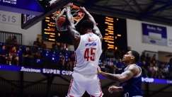 Χολ καρφώνει