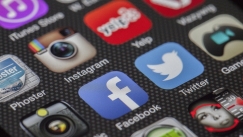 Το Facebook Dating App απέκτησε δύο νέα εργαλεία τεχνητής νοημοσύνης