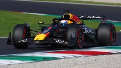 O Φερστάπεν έκανε τον ταχύτερο γύρο στην ιστορία της F1: Πόση ήταν η μέση ωριαία ταχύτητα (vid)