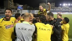 Οι παίκτες της ΑΕΚ πανηγυρίζουν το 2-3 κόντρα στην Κηφισιά