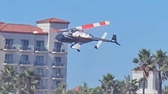 Σοκαριστική πτώση ελικοπτέρου σε πάρκινγκ στην Καλιφόρνια: Από θαύμα δεν υπήρξαν νεκροί (vid)