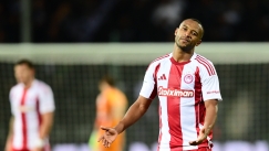 O Oλυμπιακός δεν είναι άτρωτος και το πρωτάθλημα έμεινε «ζωντανό» μέχρι τα Χριστούγεννα και τις... μεταγραφές 