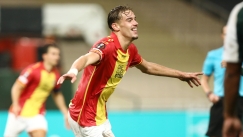 Καζούρα από τους οπαδούς της Γκόου Αχέντ Ιγκλς: Τύπωσαν το όνομα του δις σκόρερ Σμιτ σε φανέλες του Παναθηναϊκού