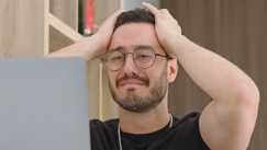 «Ο κόσμος έχει τρελαθεί»: Βρήκε πακέτο διακοπών στην Ελλάδα με 350 ευρώ τα οποία έγιναν 20 εκατομμύρια!