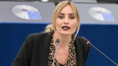 Ελεονώρα Μελέτη: «Τα φύλα είναι δύο, κάποιοι θέλουν να προσδιορίζονται μπανάνες , γάτες, μαντζουράνες»