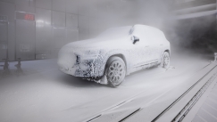 Η νέα Mercedes-Benz GLB είναι έτοιμη για τα... χιόνια