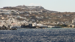 Ζευγάρι Βρετανών προειδοποιεί: Μην πάτε στη Μύκονο τον Οκτώβριο