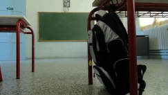 Γιαγιά πήγε να πάρει τους βαθμούς του εγγονού της, αλλά τσακώθηκε με τον διευθυντή και βρέθηκε στο τμήμα