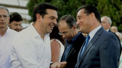 Ο Τσίπρας τρόλαρε τον Άδωνι: «Το λιγουρεύεστε;» (vid)