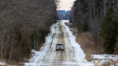 Το μεγαλύτερο χερσαίο σύνορο στον πλανήτη: Γιατί είναι ένα από τα πιο παράξενα στον κόσμο (vid)