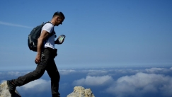 Τα άγνωστα βουνά και οι κρυφές διαδρομές: Ο άνθρωπος που χάραξε τα μονοπάτια της Ελλάδας 