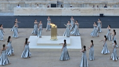  Ο καιρός φέρνει αλλαγές στην παράδοση της Ολυμπιακής Φλόγας στο Καλλιμάρμαρο