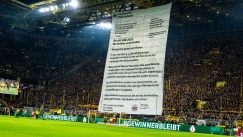 Πανό οπαδών της Ντόρτμουντ