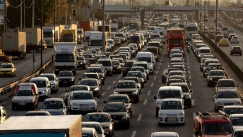 Συνεπιβατισμός, φορτηγά στην Κάζα, αλλαγή αφίξεων πλοίων από Κρήτη: Τα μέτρα για κυκλοφοριακό