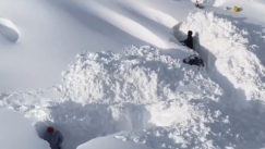 Ρεκόρ 30ετίας στην Καμτσάτκα: Πάνω από 4 μέτρα χιόνι, «θάφτηκαν» ολόκληρες γειτονιές