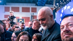 Μισός Έλληνας ο Ράμα, σπούδασε στο Χάρβαρντ με ελληνική υποτροφία