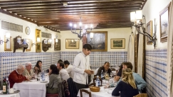 300 χρόνια ιστορίας: Ενα θρυλικό εστιατόριο παραμένει ανοιχτό – Τι σημαίνει για την τοπική οικονομία