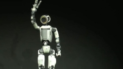 Η Hyundai παρουσίασε το «Atlas»: Το ανθρωποειδές ρομπότ που θα εργάζεται στα εργοστάσιά της