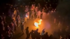 Χάος στο Ιράν: Πάνω από 500 οι νεκροί, απειλεί ο Τραμπ (vid)