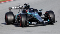 Η Mercedes εντυπωσίασε τον εαυτό της στις δοκιμές της Βαρκελώνης