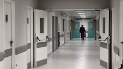 «Η μητέρα μου έφυγε από έλλειψη ιατρικής ηθικής και προφανή ιατρική αμέλεια»