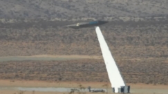 Αεροσκάφος σε σχήμα «Dorito» εντοπίστηκε να πετά πάνω από την Περιοχή 51 και «φούντωσε» τις φήμες για UFO