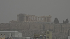 Σκηνικό «Αποκάλυψης» στην Ελλάδα: Αφρικανική σκόνη «σκεπάζει» τα πάντα και οι ειδικοί κρούουν τον κώδωνα του κινδύνου