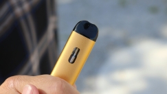 Νέα μελέτη καταδεικνύει τις παρενέργειες των ηλεκτρονικών τσιγάρων