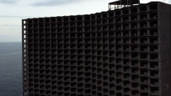 Το «ξενοδοχείο-φάντασμα» της Ισπανίας θα κοστίσει εκατομμύρια για να κατεδαφιστεί: Το συνοδεύουν ανατριχιαστικές ιστορίες (vid)