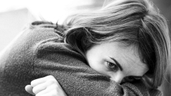 Οι πιο δυστυχισμένοι άνθρωποι έχουν κάνει ένα από αυτά τα 5 λάθη στη ζωή τους