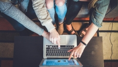 Η Τεχνητή Νοημοσύνη «φρενάρει» 5 πανεπιστημιακές επιλογές: «Δεν θα έπρεπε να επιλέγονται»