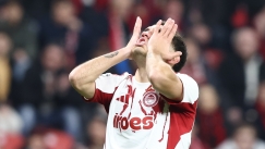 Πόσα γκολ έχει βάλει ο Ολυμπιακός όταν αντιμετωπίζει αντιπάλους που παίζουν με τρεις στόπερ;