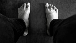 Η απελπισία χτύπησε κόκκινο: Ακρωτηρίασε το πόδι του για να μπει σε ιατρική σχολή!