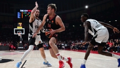 Σάσα Βεζένκοβ