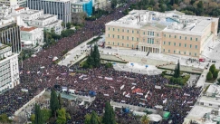 Τρία χρόνια από την τραγωδία στα Τέμπη: Εκδηλώσεις μνήμης και συγκεντρώσεις σε όλη τη χώρα