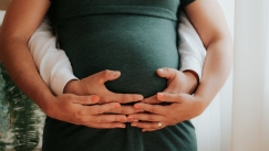 Πρωτιά για την Ελλάδα: Αποκαλύφθηκαν οι καλύτερες πόλεις της Ευρώπης για ζευγάρια που περιμένουν παιδί 