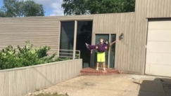 Αγόρασαν παλιό πυροσβεστικό σταθμό με 76.000 ευρώ και τον μετέτρεψαν στο σπίτι των ονείρων τους