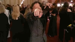 Άνταμ Πέρσον: Συγκλόνισε στο κόκκινο χαλί των Όσκαρ - Η μάχη του με την νευροϊνωμάτωση