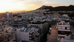 Πολυκατοικίες: Πότε παραγράφονται τα χρέη για τα κοινόχρηστα