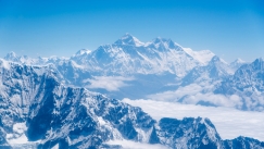 Η ανακάλυψη στην κορυφή του Έβερεστ που ανατρέπει τα δεδομένα